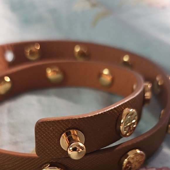 Tory Burch Brown Bracelet with Gold Studs - Picture 6 of 8